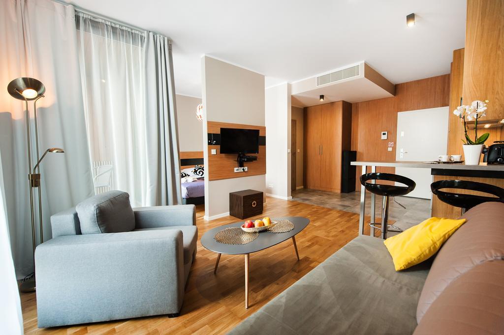 Prestige Apartments Wola Kolejowa Warsaw Room photo